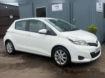 Used Toyota Yaris 2013 for sale - 78621140: Photo