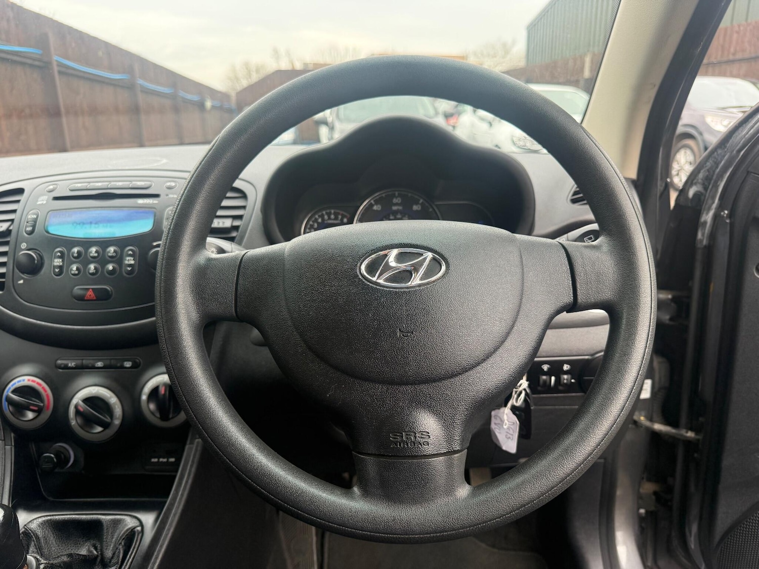 Used Hyundai i10 2013 for sale - 77057374: Photo 22