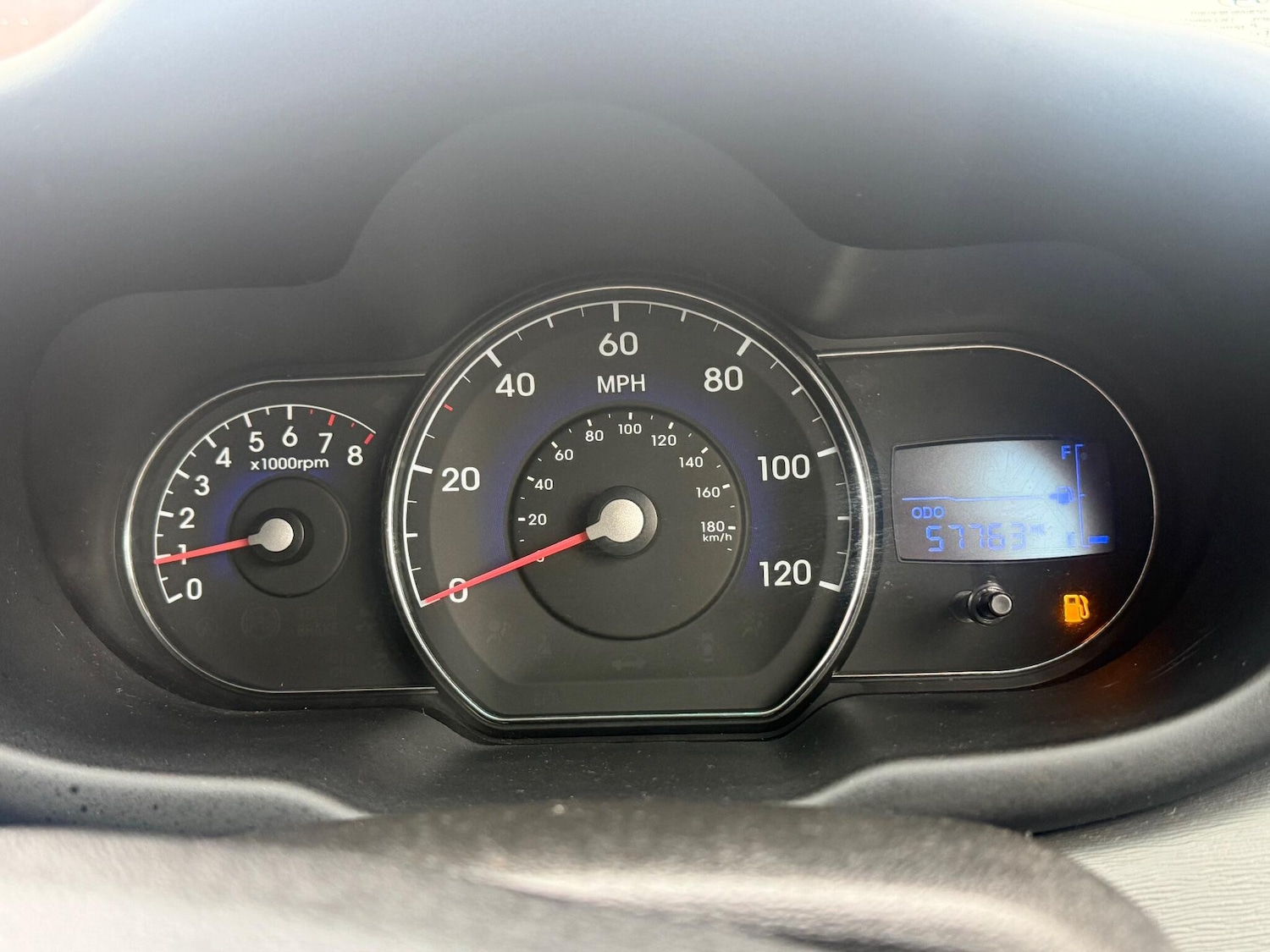 Used Hyundai i10 2013 for sale - 77057374: Photo 28