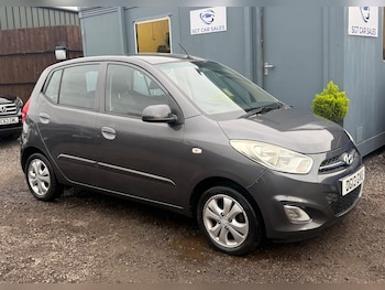 Used Hyundai i10 2013 for sale - 77057374: Photo