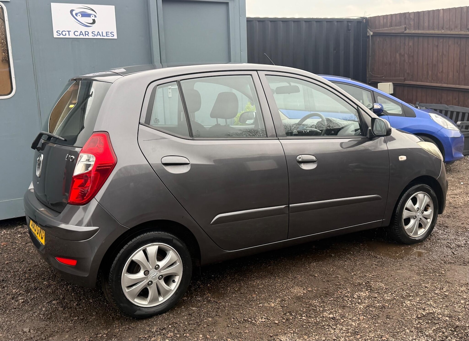 Used Hyundai i10 2013 for sale - 77057374: Photo 4