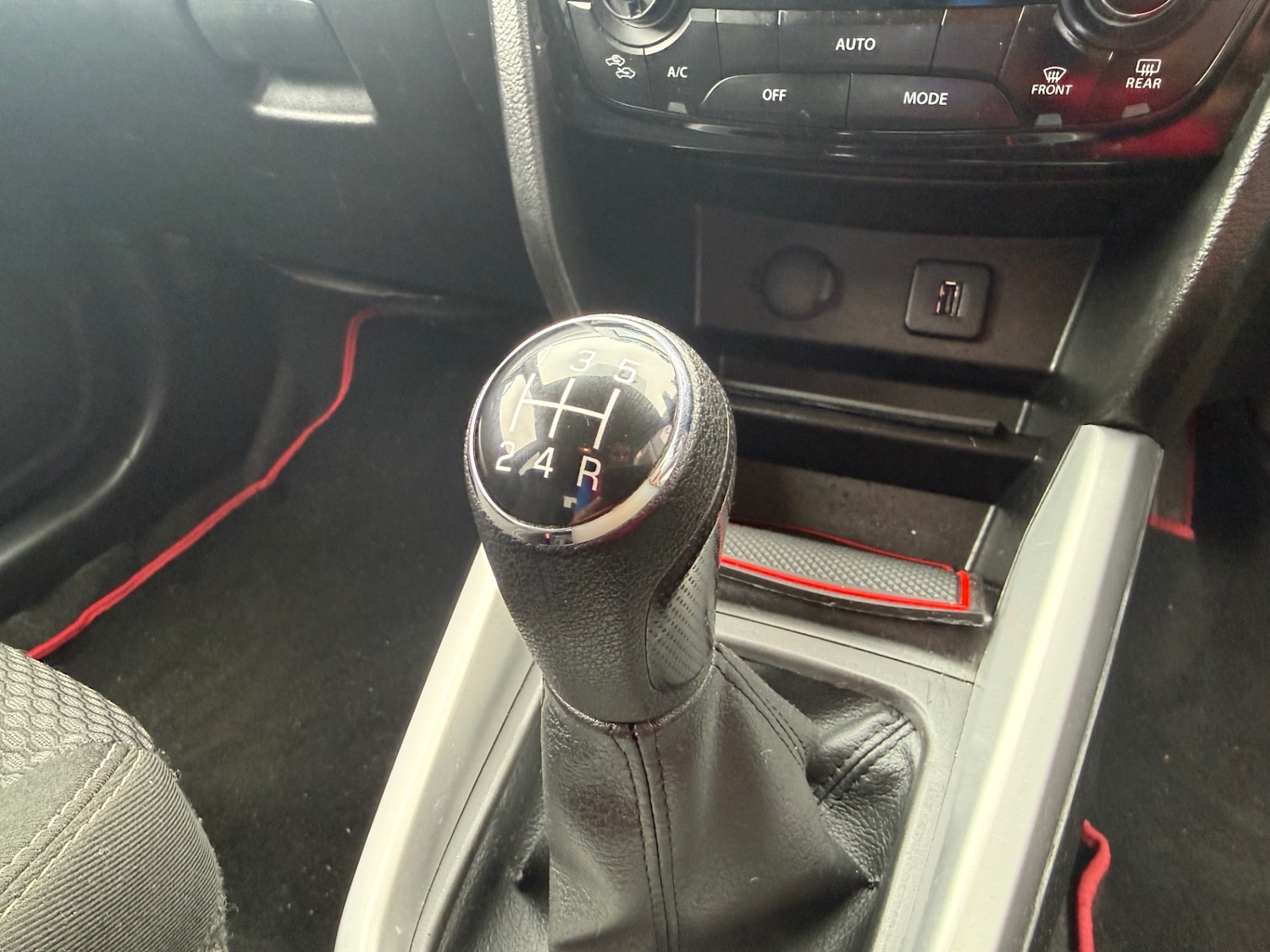 Used Suzuki Vitara 2015 for sale - 76861664: Photo 31