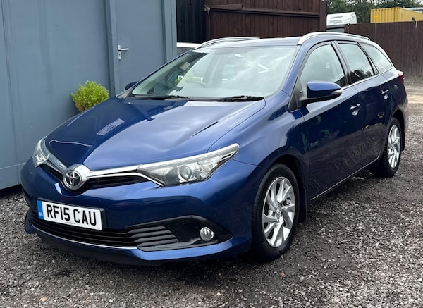 Used Toyota Auris 2015 for sale - 76152799: Photo 10