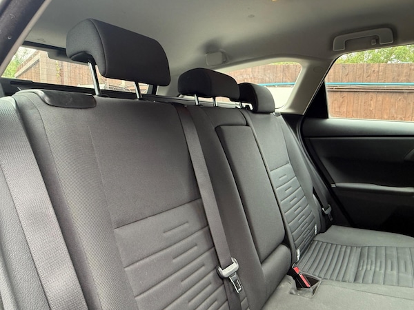 Used Toyota Auris 2015 for sale - 76152799: Photo 32
