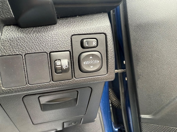 Used Toyota Auris 2015 for sale - 76152799: Photo 39