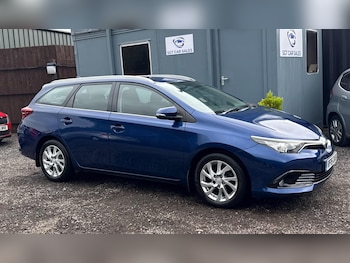 Used Toyota Auris 2015 for sale - 76152799: Photo 4