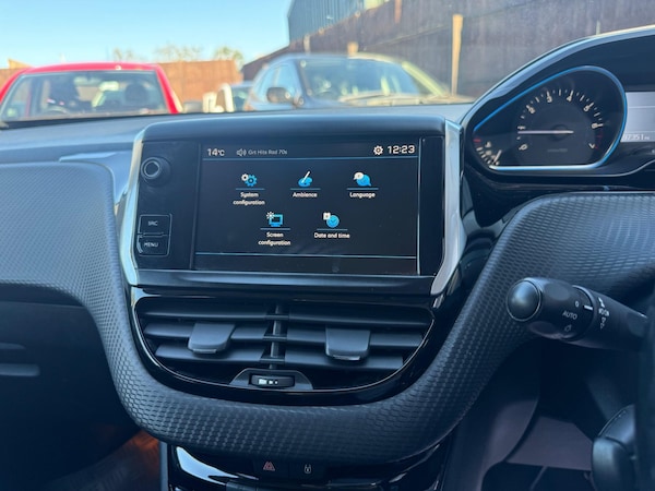 Used Peugeot 2008 2018 for sale - 76189268: Photo 22