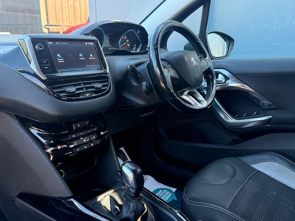 Used Peugeot 2008 2018 for sale - 76189268: Photo 28