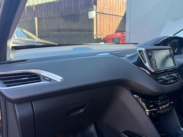 Used Peugeot 2008 2018 for sale - 76189268: Photo 29