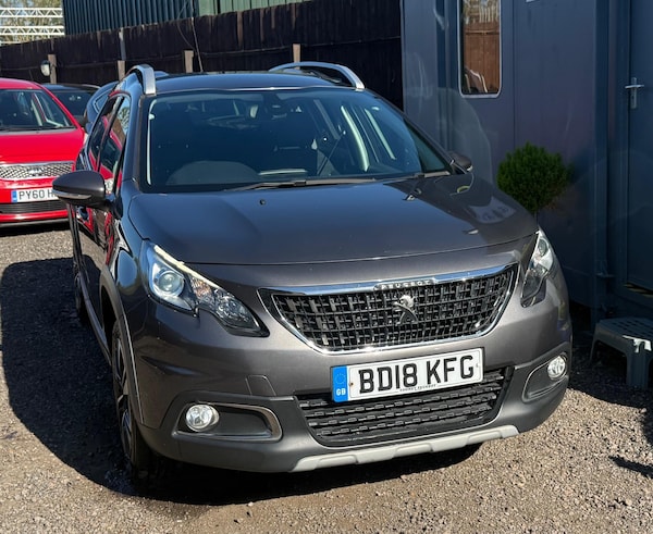 Used Peugeot 2008 2018 for sale - 76189268: Photo 2