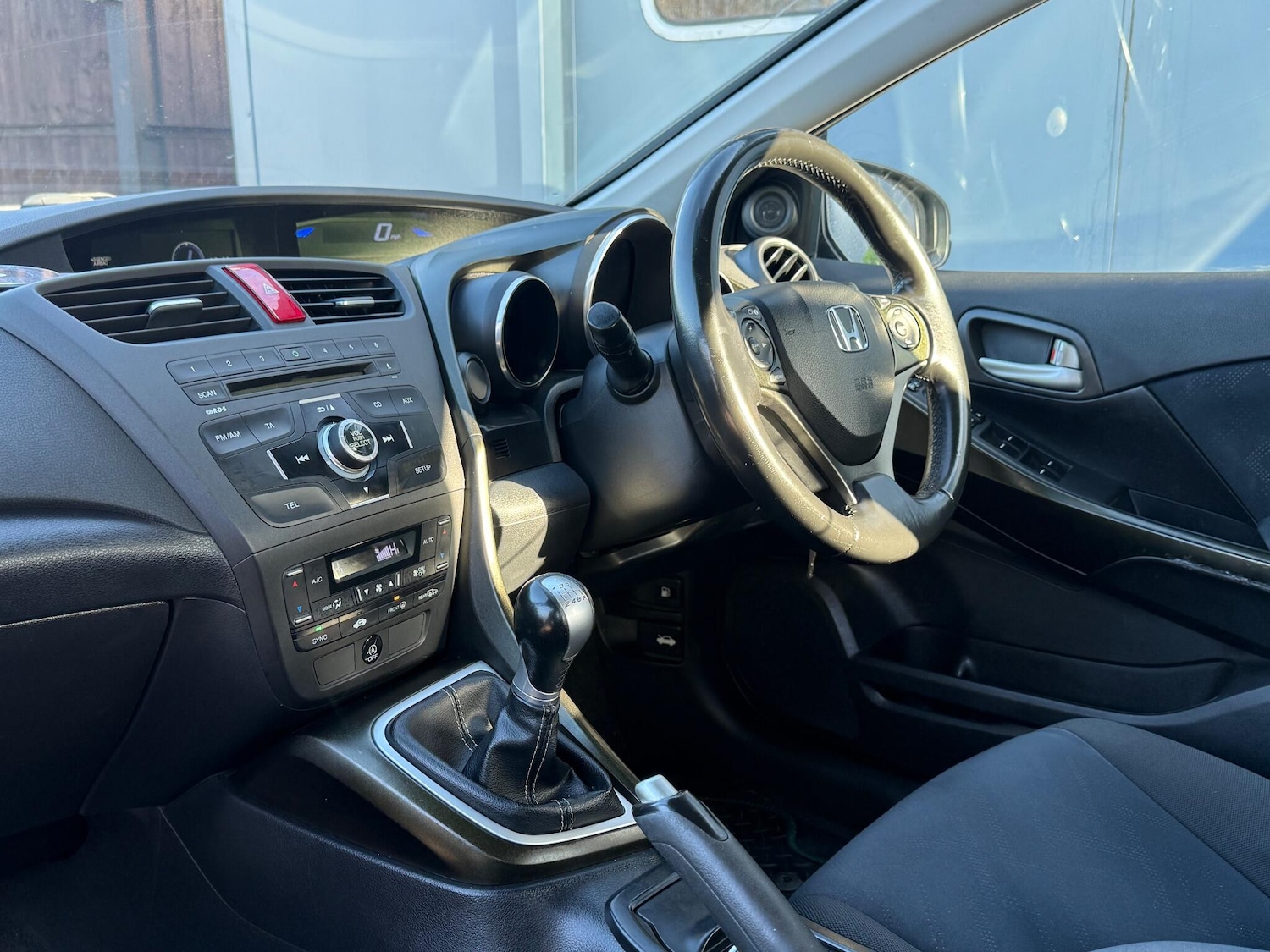 Used Honda Civic 2012 for sale - 76619970: Photo 15