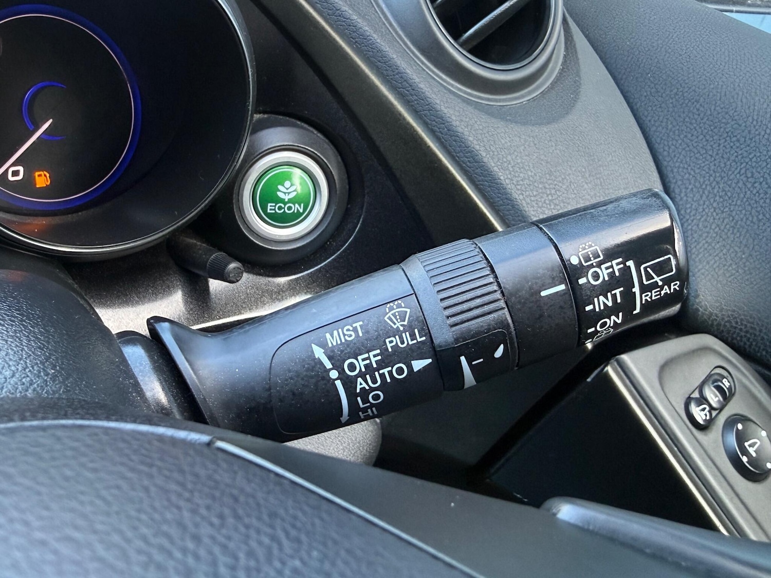 Used Honda Civic 2012 for sale - 76619970: Photo 30