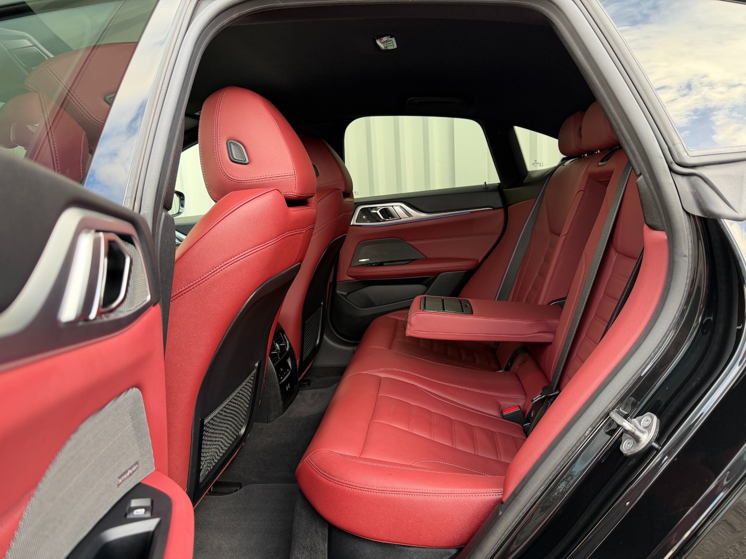 Used BMW i4 2022 for sale - 76948782: Photo 25