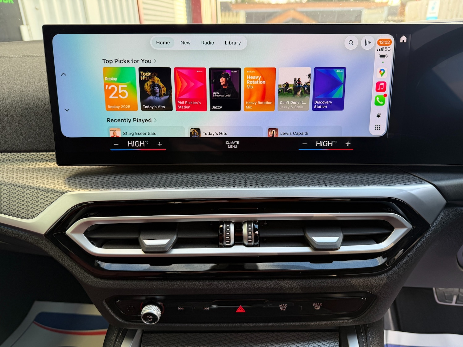 Used BMW i4 2022 for sale - 76948782: Photo 32