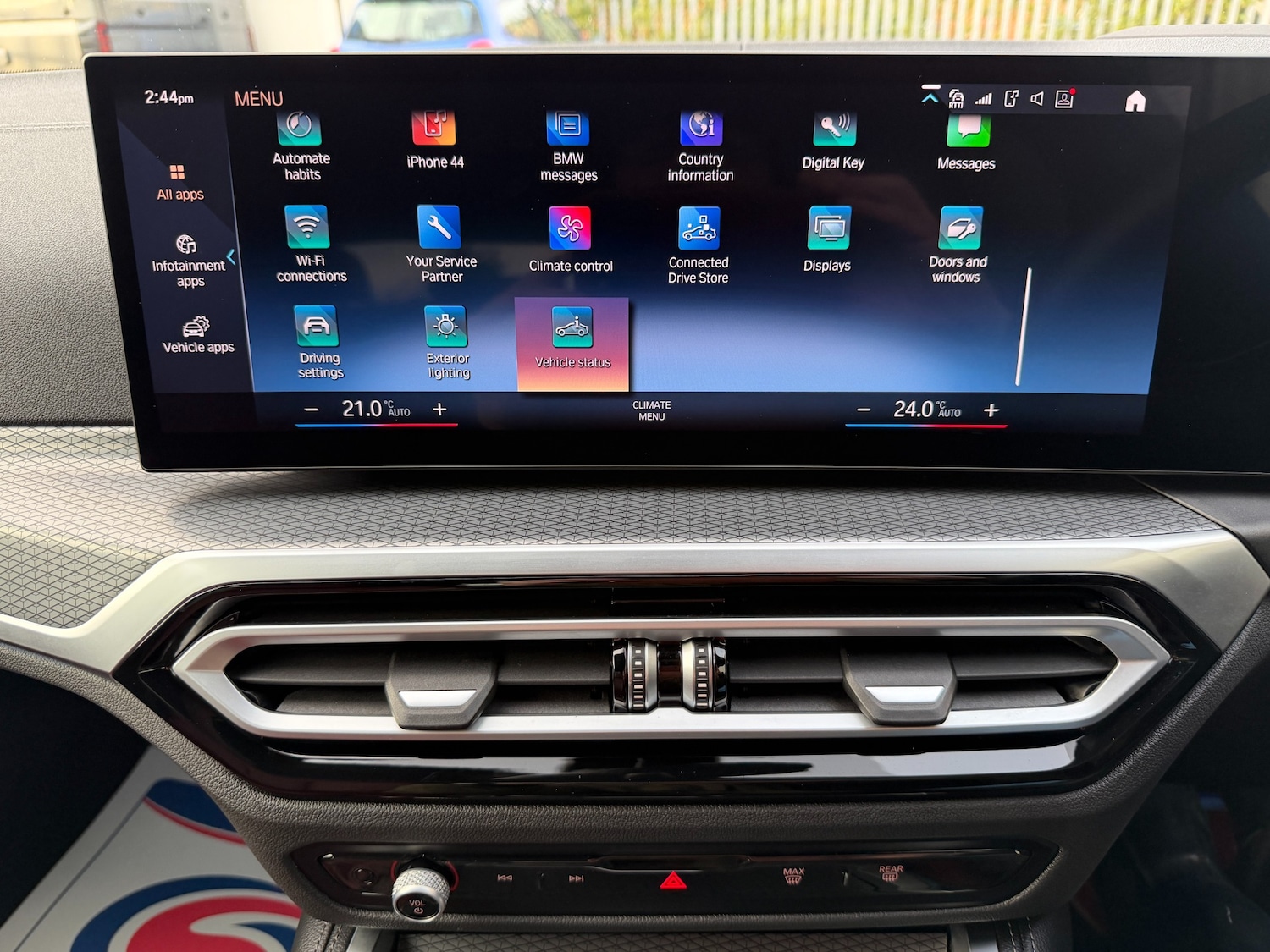 Used BMW i4 2022 for sale - 76948782: Photo 57