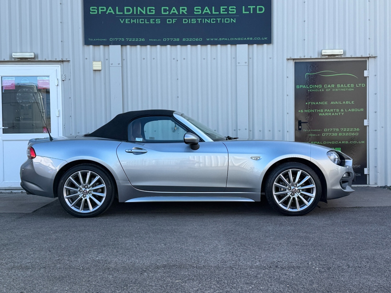 Used Fiat 124 Spider 2018 for sale - 78219089: Photo 13