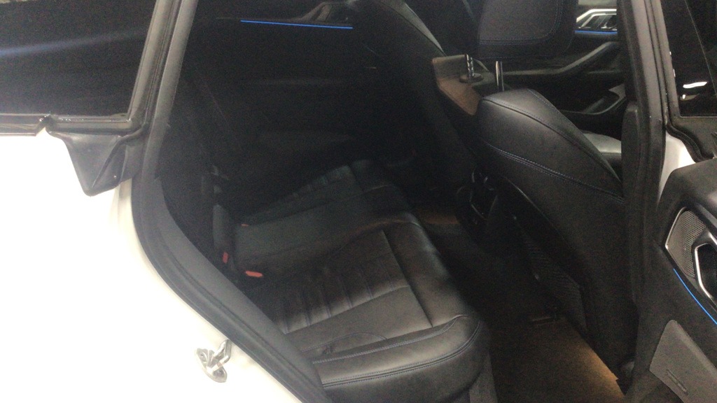 Used BMW i4 2023 for sale - 77251043: Photo 11