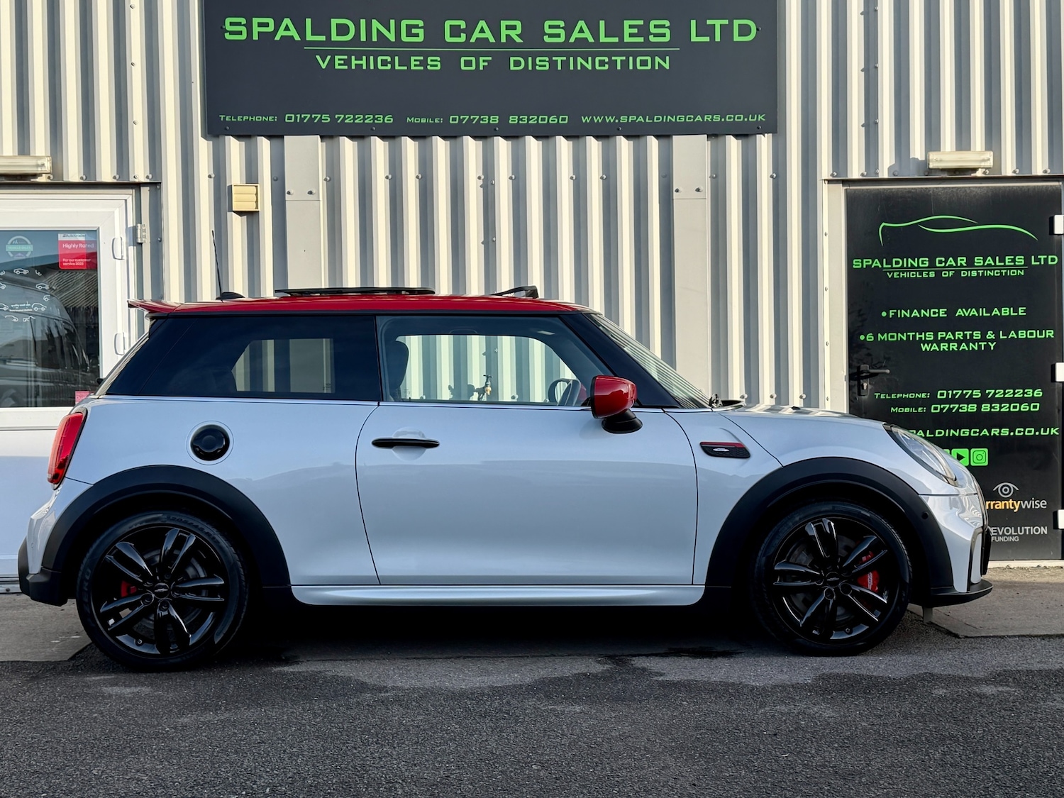 Used MINI Hatch 2021 for sale - 76948261: Photo 11