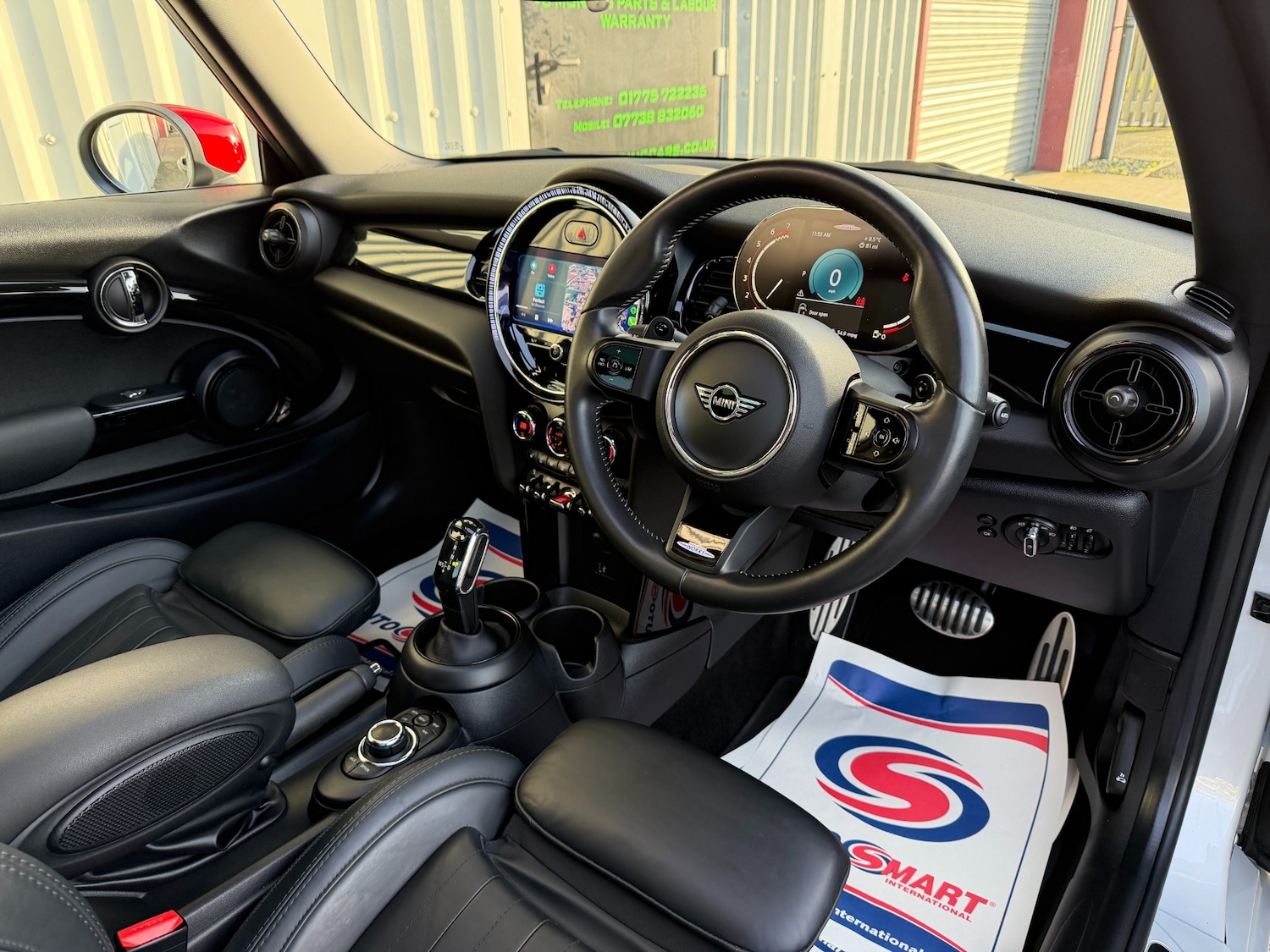 Used MINI Hatch 2021 for sale - 76948261: Photo 2