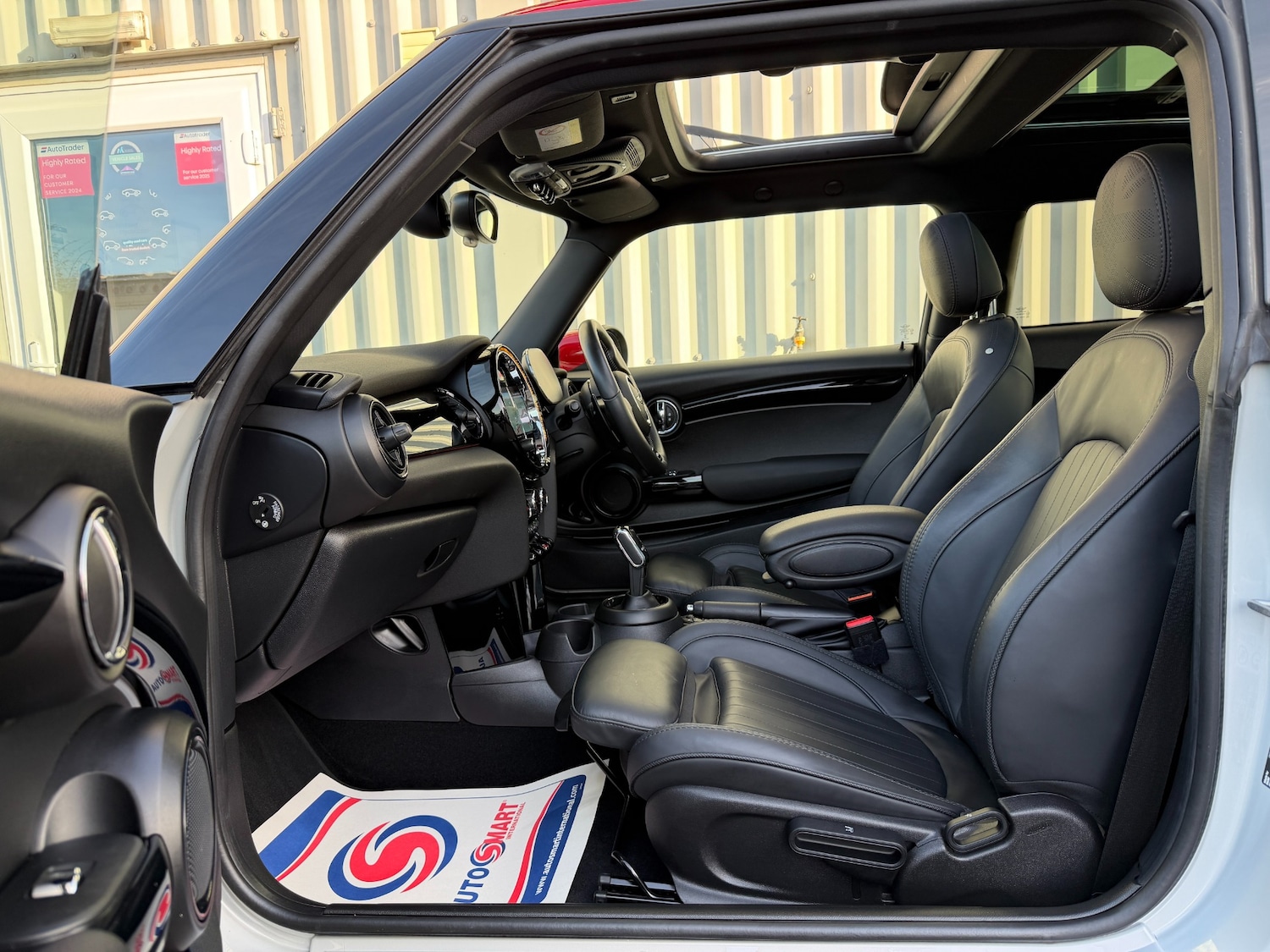 Used MINI Hatch 2021 for sale - 76948261: Photo 25