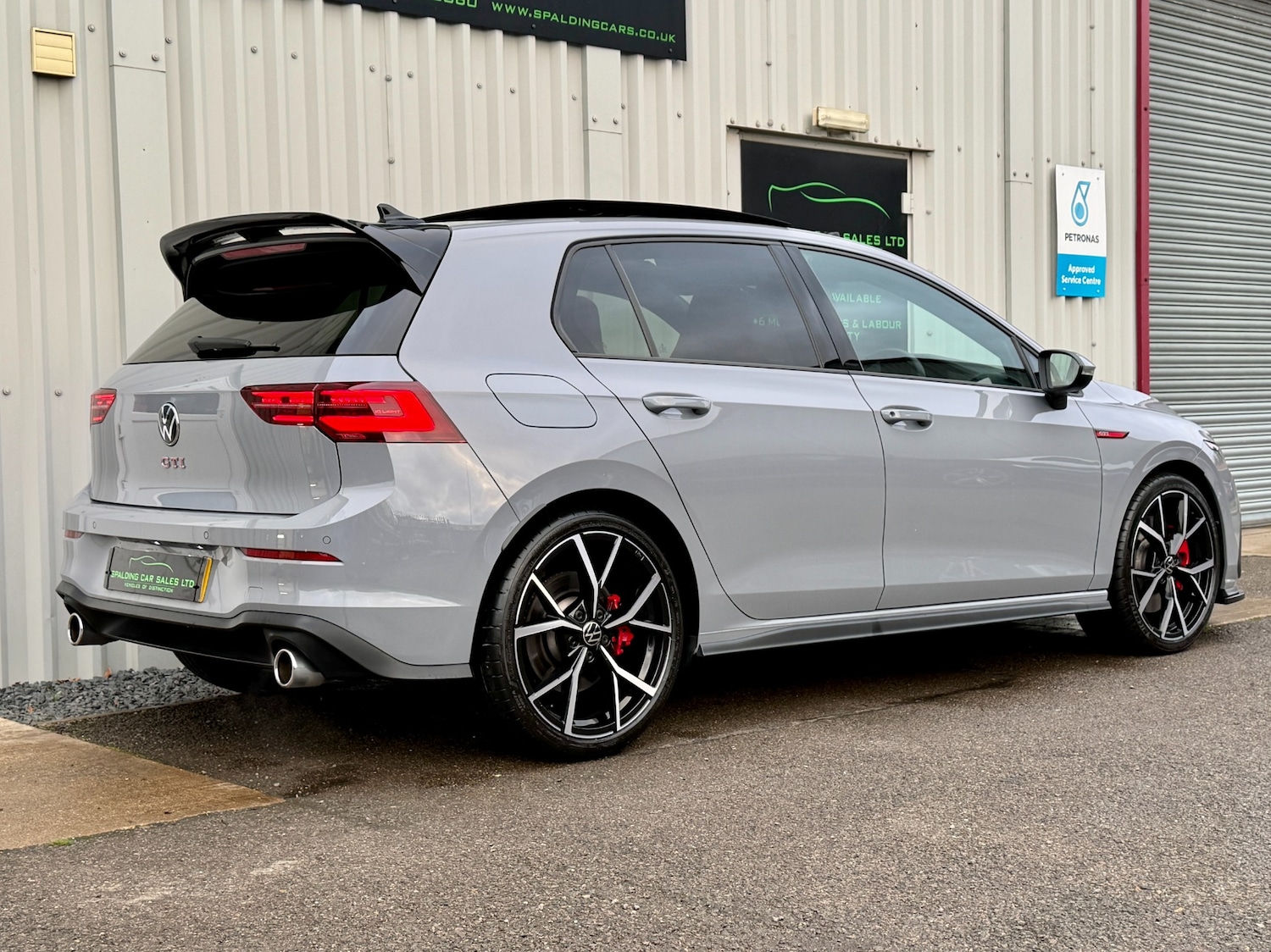 Used Volkswagen Golf 2023 for sale - 76957230: Photo 11