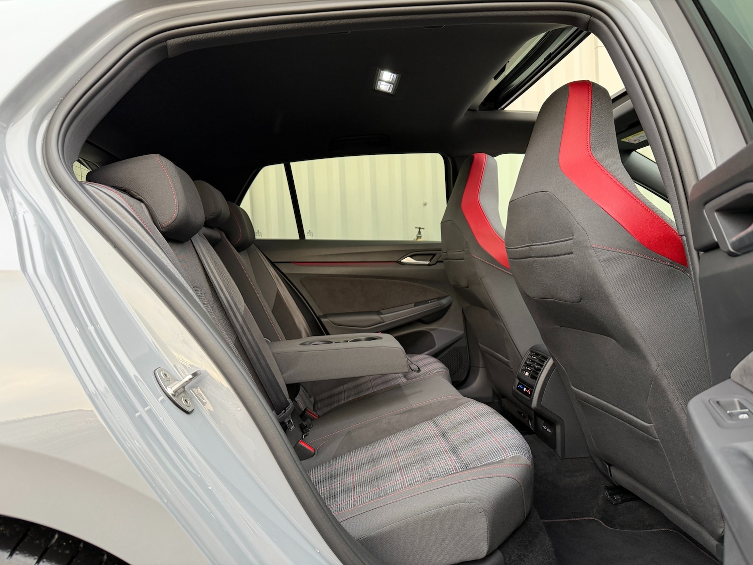 Used Volkswagen Golf 2023 for sale - 76957230: Photo 22