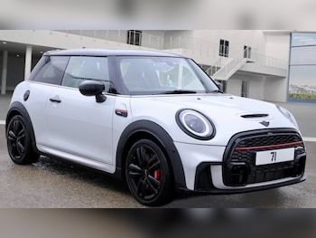 Used MINI Hatch 2021 for sale - 77053736: Photo