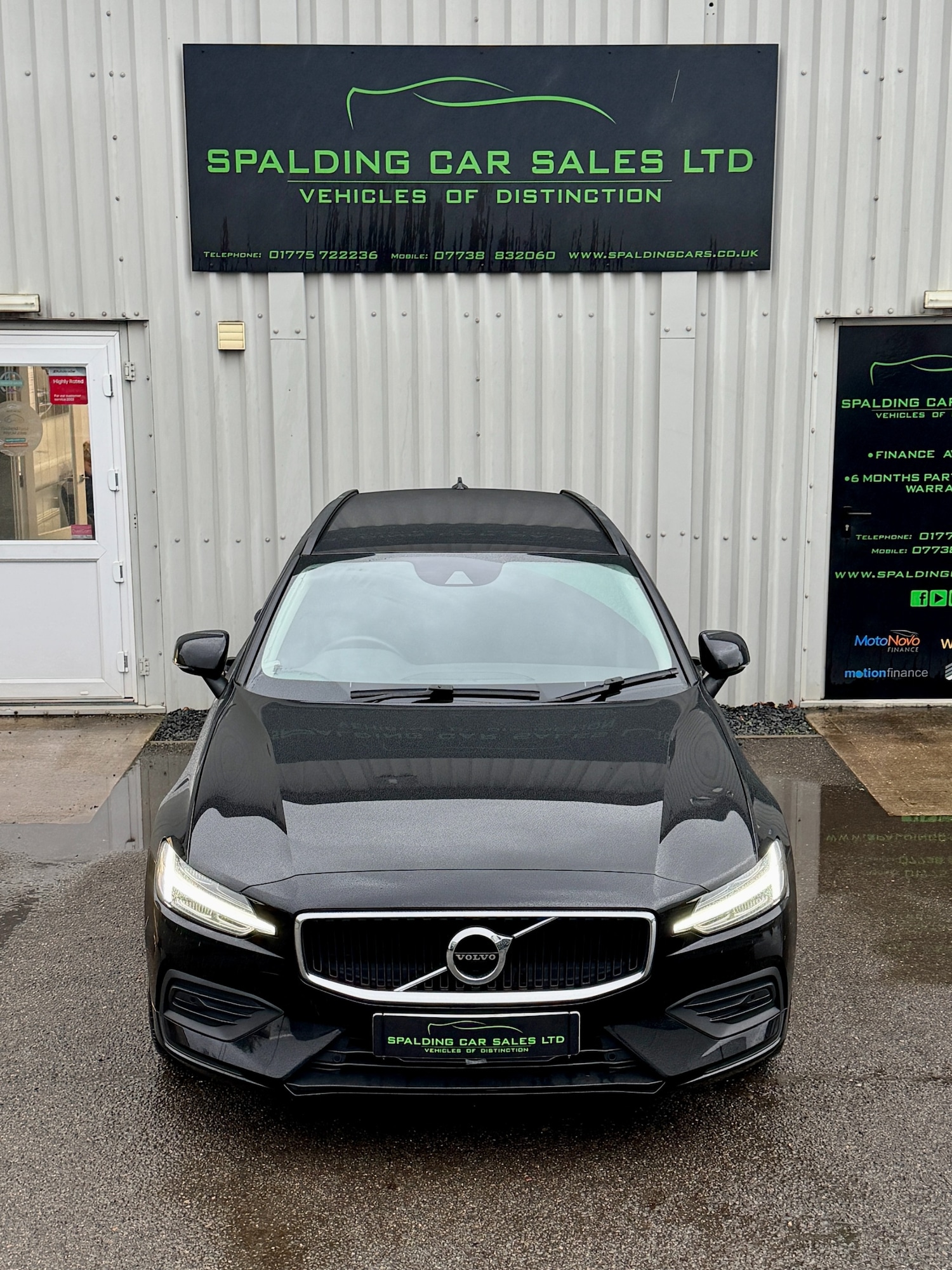 Used Volvo V60 2021 for sale - 76968648: Photo 13