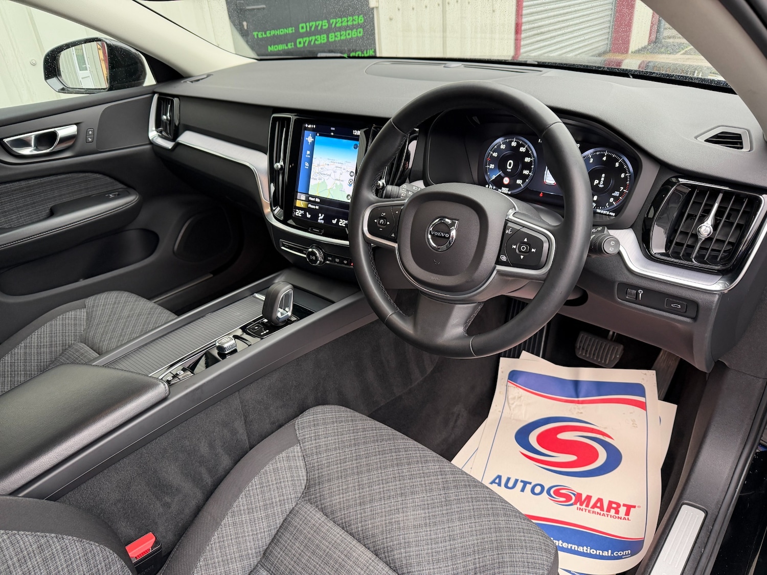 Used Volvo V60 2021 for sale - 76968648: Photo 15