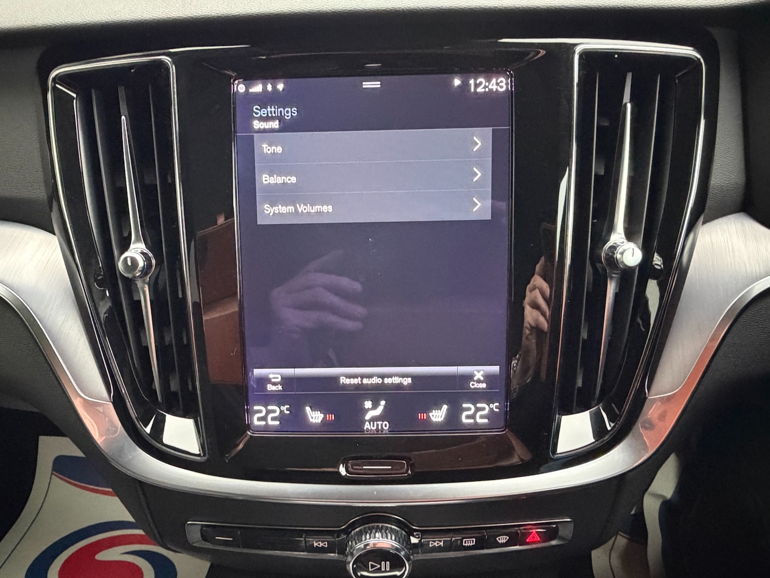 Used Volvo V60 2021 for sale - 76968648: Photo 37