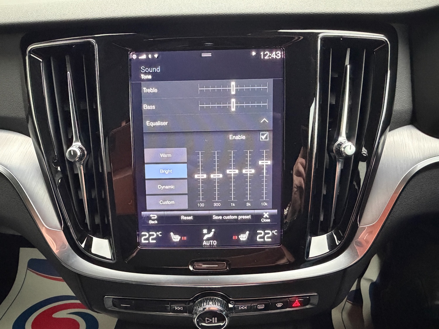 Used Volvo V60 2021 for sale - 76968648: Photo 41