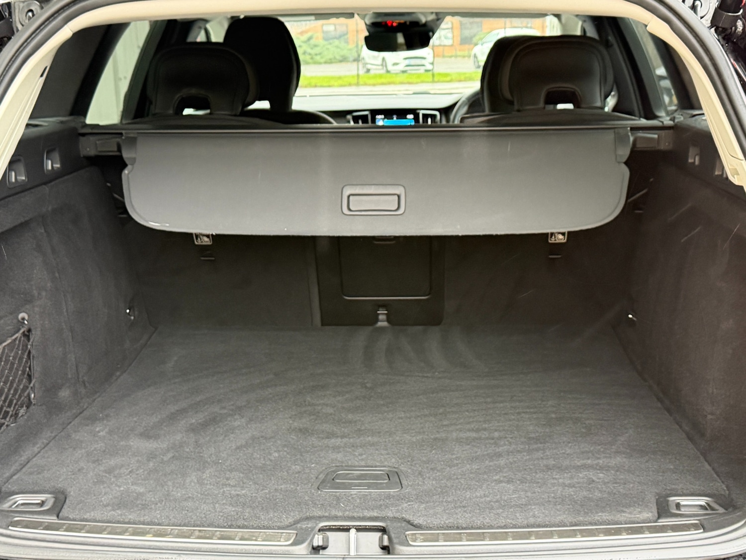 Used Volvo V60 2021 for sale - 76968648: Photo 91