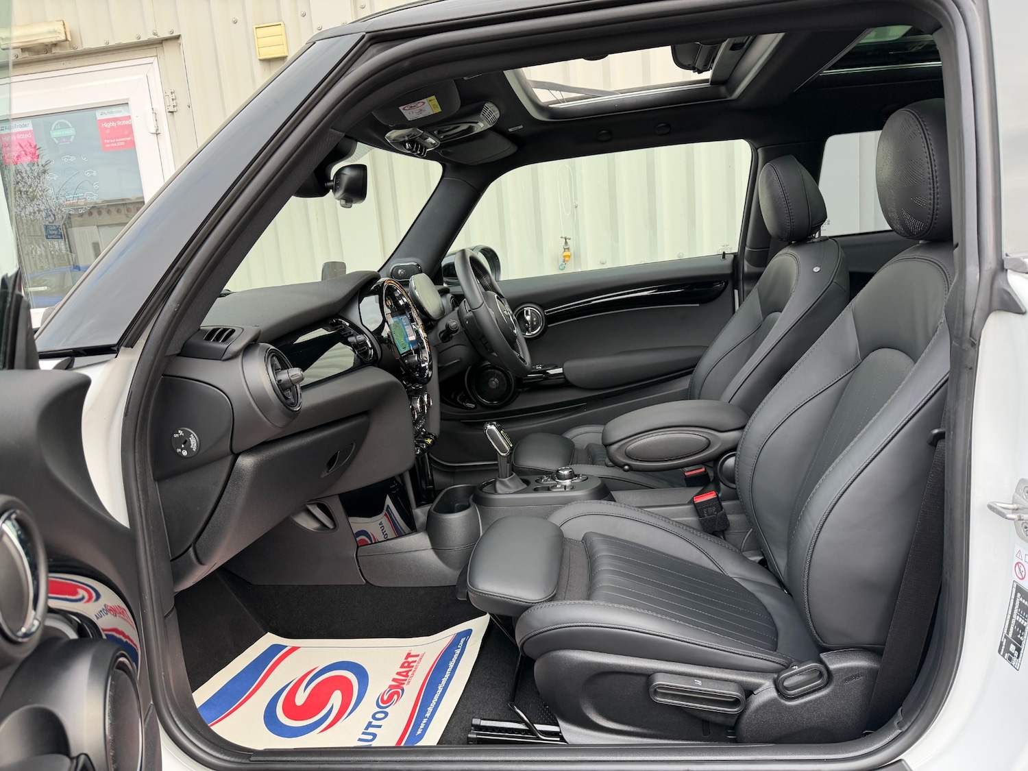 Used MINI Hatch 2023 for sale - 77303337: Photo 25