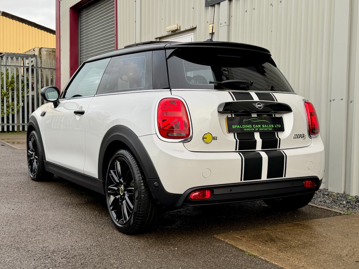 Used MINI Hatch 2023 for sale - 77303337: Photo 9