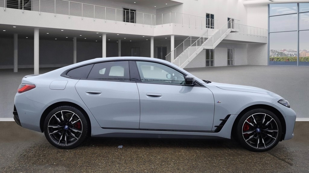 Used BMW i4 2022 for sale - 77129728: Photo 4