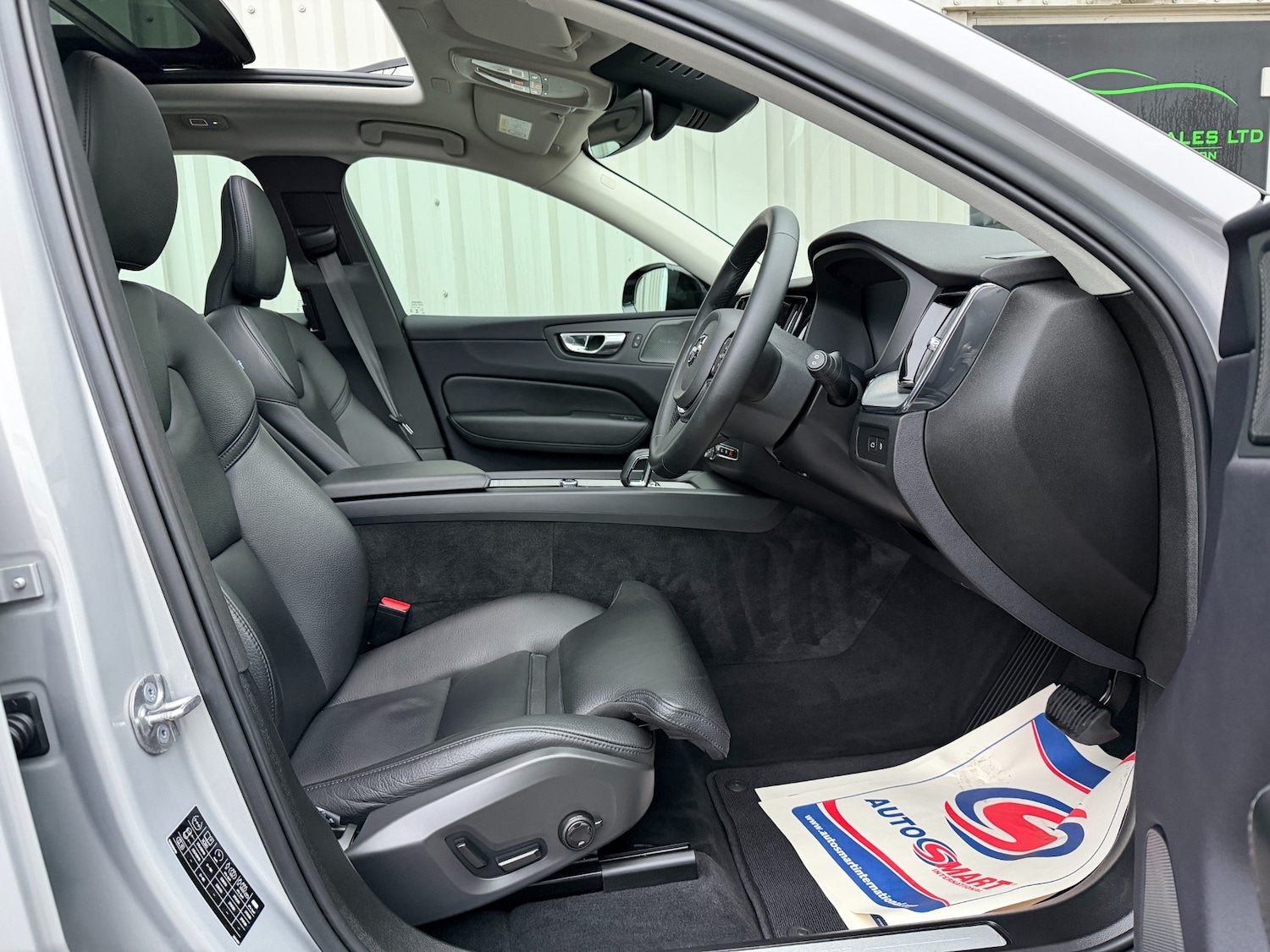 Used Volvo XC60 2023 for sale - 77107880: Photo 23