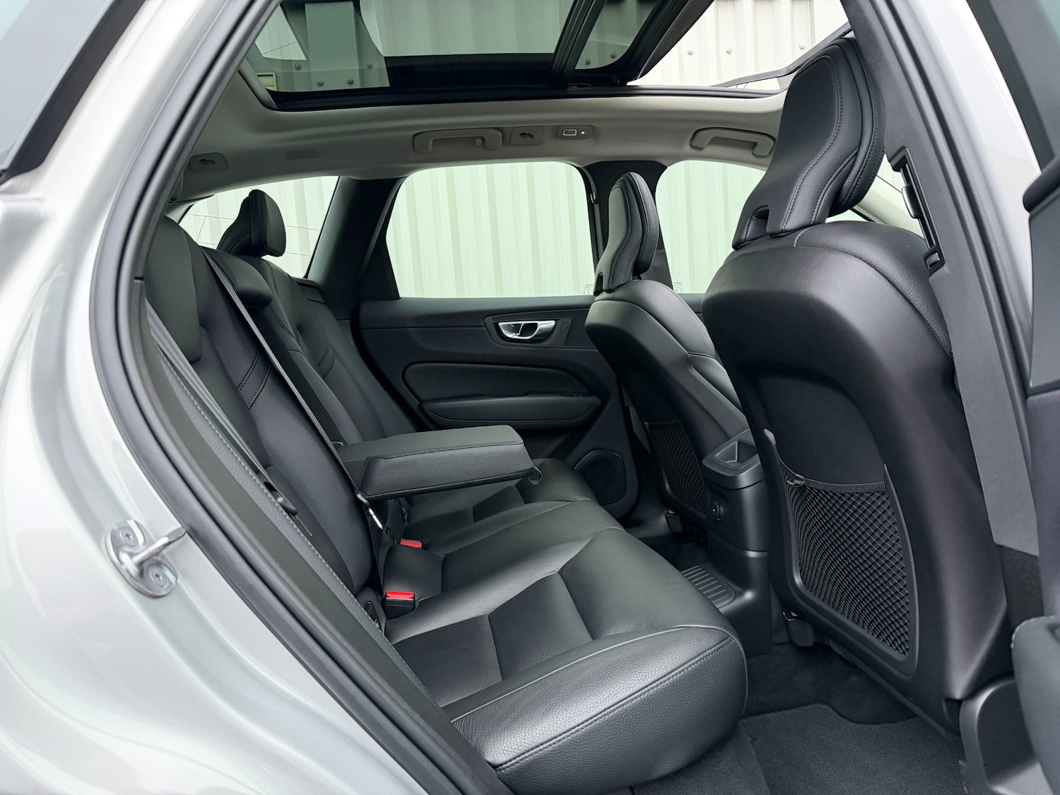 Used Volvo XC60 2023 for sale - 77107880: Photo 25