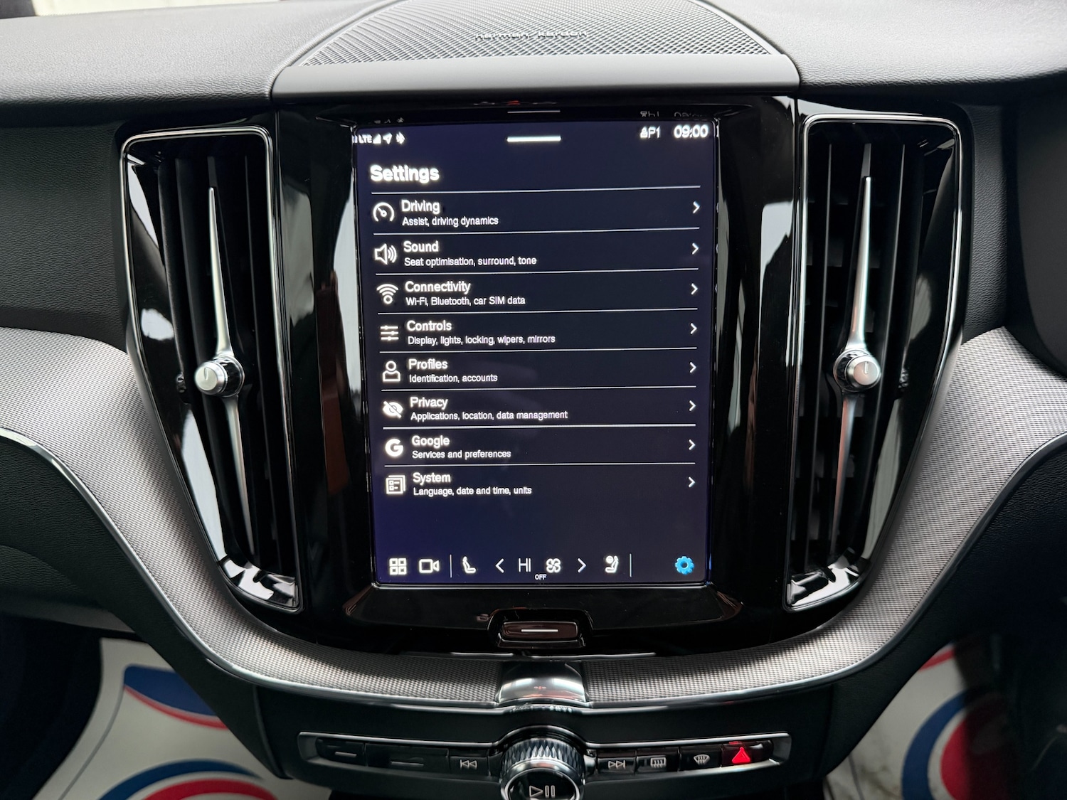 Used Volvo XC60 2023 for sale - 77107880: Photo 58