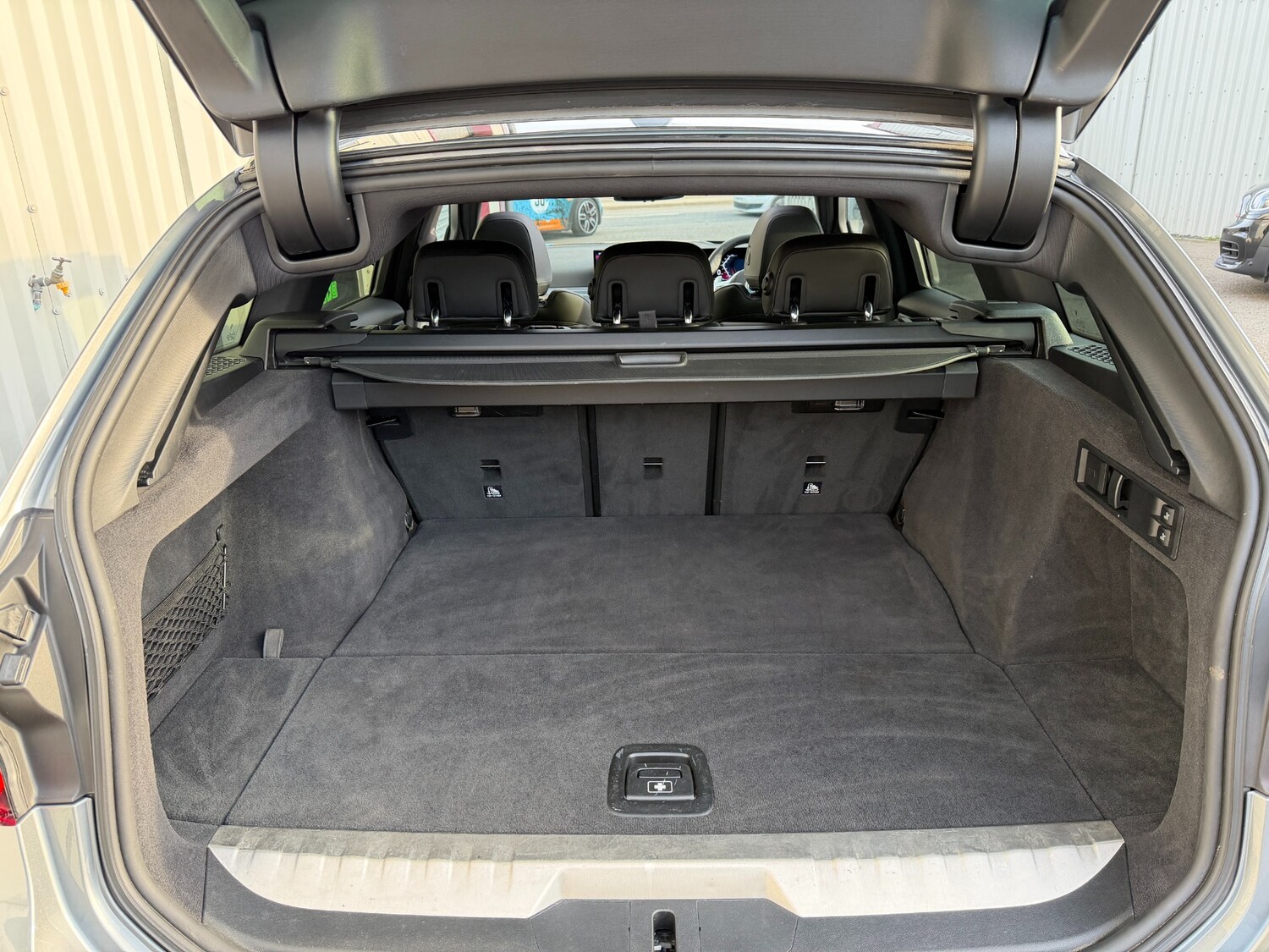 Used BMW 3 Series 2023 for sale - 77980636: Photo 100