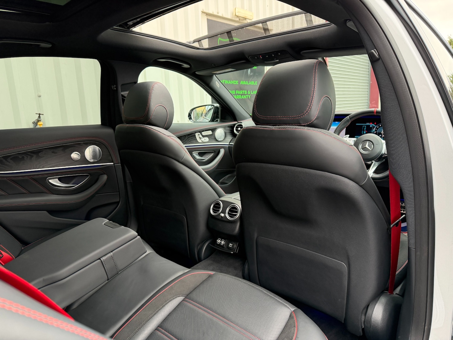 Used Mercedes-Benz E Class 2019 for sale - 76958573: Photo 23