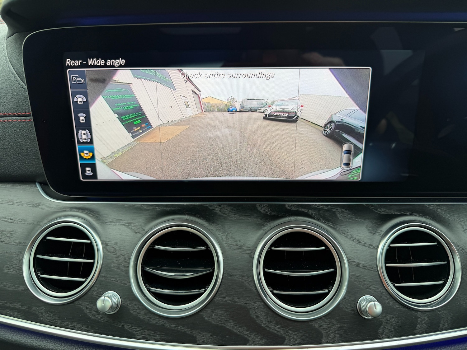 Used Mercedes-Benz E Class 2019 for sale - 76958573: Photo 92