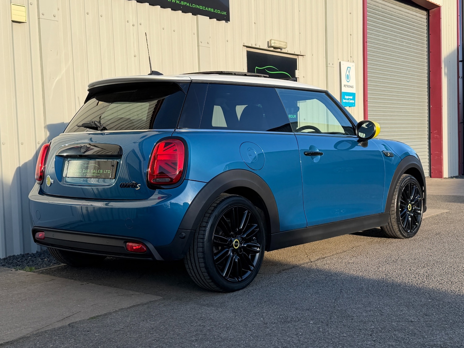 Used MINI Hatch 2022 for sale - 78219415: Photo 12