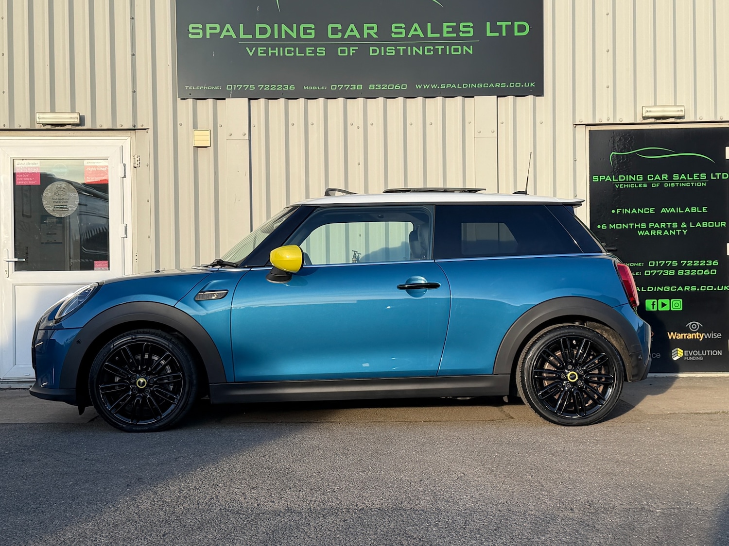 Used MINI Hatch 2022 for sale - 78219415: Photo 9