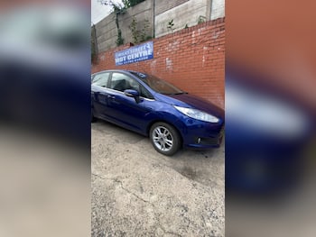 Used Ford Fiesta 2015 for sale - 79840457: Photo