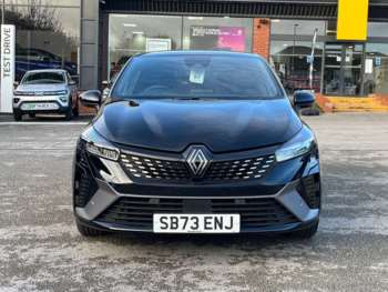 Used Renault Clio 2023 for sale - 73025785: Photo