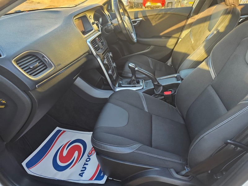 Used Volvo V40 2019 for sale - 77189018: Photo 36