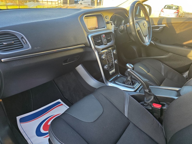 Used Volvo V40 2019 for sale - 77189018: Photo 38