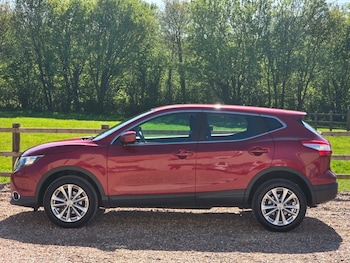 Used Nissan Qashqai 2016 for sale - 78513976: Photo