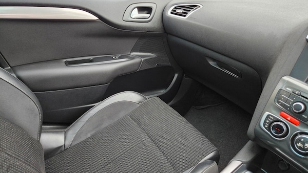 Used Citroen C4 2011 for sale - 75195667: Photo 38