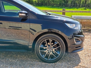 Used Ford Edge 2017 for sale - 78331445: Photo